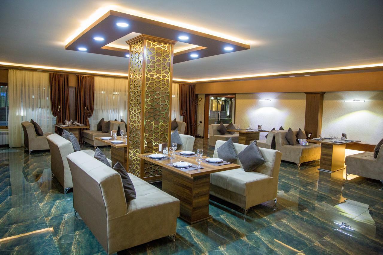 מינגסוויר Semeni Hotel & Restaurant מראה חיצוני תמונה